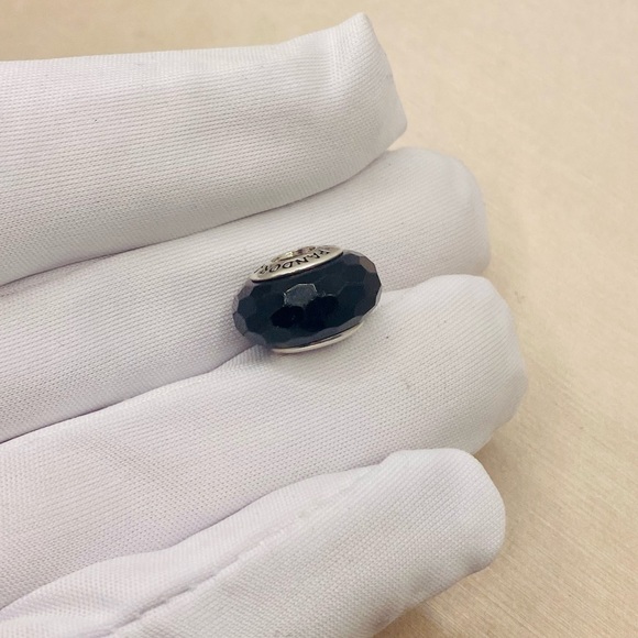EUC Pandora 791069 Sterling Silver Black Fascinating Faceted Murano Glass Charm - Picture 4 of 8